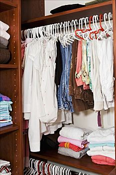 柳州保姆帶小孩多少錢？價格與服務全解析