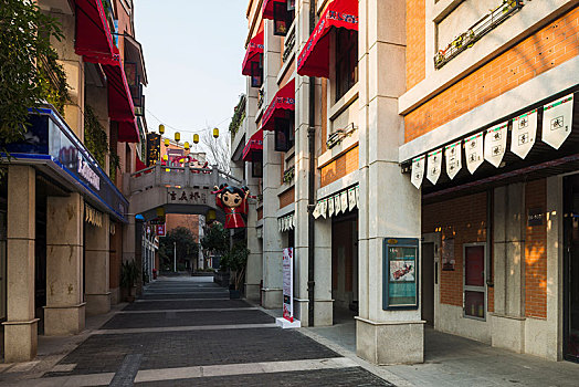 天津大港月嫂多少錢？揭秘月嫂服務的價值與市場價格