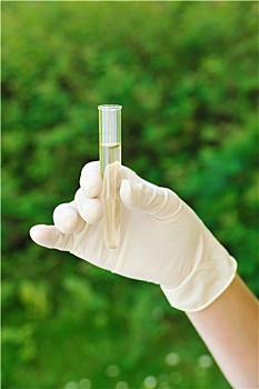 牛皮沙發(fā)清洗一次多少錢？全面解答及服務(wù)推薦