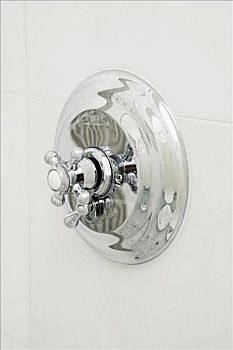 電影一秒鐘成本多少？揭秘電影背后的巨大投資