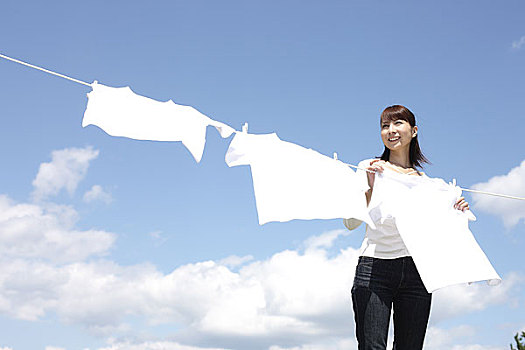 今年家政員多少錢？了解家政服務的最新價格，給你一個明智選擇！