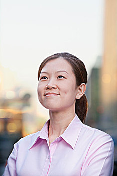 張家口月嫂多少錢？為您揭開月嫂服務(wù)的真正價(jià)值