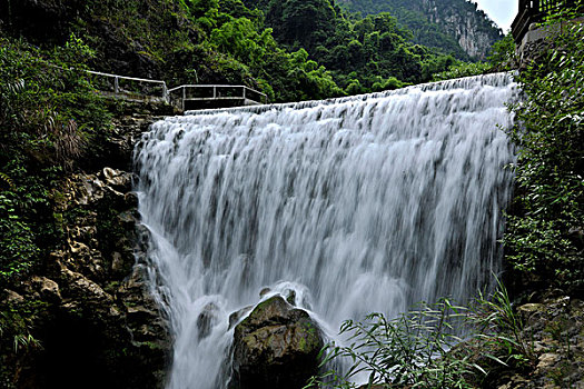 廣州護(hù)工多少錢一小時？選擇合適的護(hù)工服務(wù)，讓您和家人放心