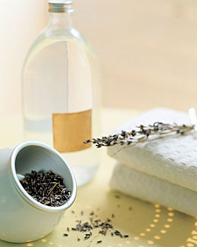 成都保姆費(fèi)用一個(gè)月多少？全方位解析成都家庭保姆的服務(wù)價(jià)格