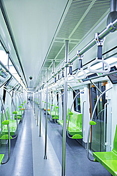 中國電影一簽賺多少錢？揭秘電影圈收入的幕后真相