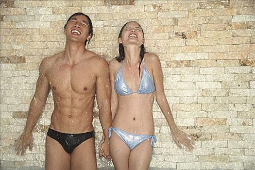 深圳護工多少錢一天？如何選擇合適的護工服務？