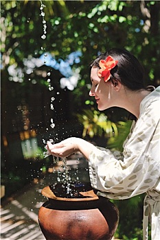 育兒師一個(gè)月休息多少天？揭秘行業(yè)背后的休息安排