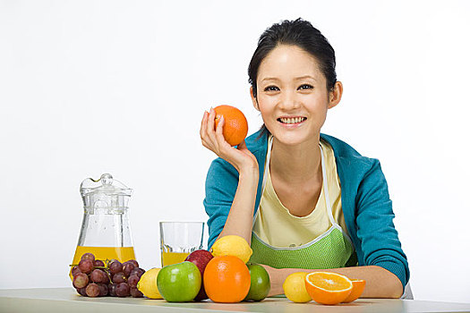 江陰月嫂多少錢一個(gè)月？了解月嫂服務(wù)的價(jià)格與價(jià)值