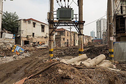佛山三水住家保姆多少錢？選擇住家保姆的多重價值與費用分析