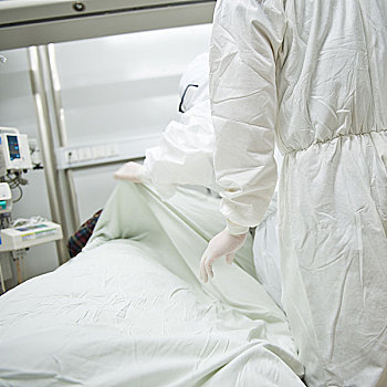 青島保潔一平米多少錢？讓你省心又省力的保潔服務揭秘