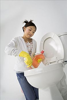 一般保姆工資多少？揭秘保姆薪資與服務的背后價值