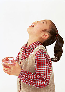 月嫂多少錢一個月？選擇月嫂服務的成本與價值分析
