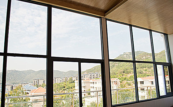 住家保姆多少錢一個月？選擇合適的保姆，生活更輕松