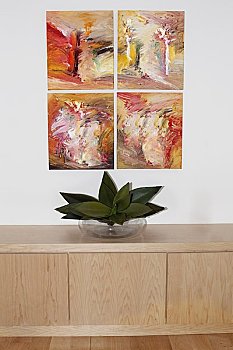 家政管家工資多少錢(qián)？揭秘家政行業(yè)的薪資水平與未來(lái)發(fā)展趨勢(shì)
