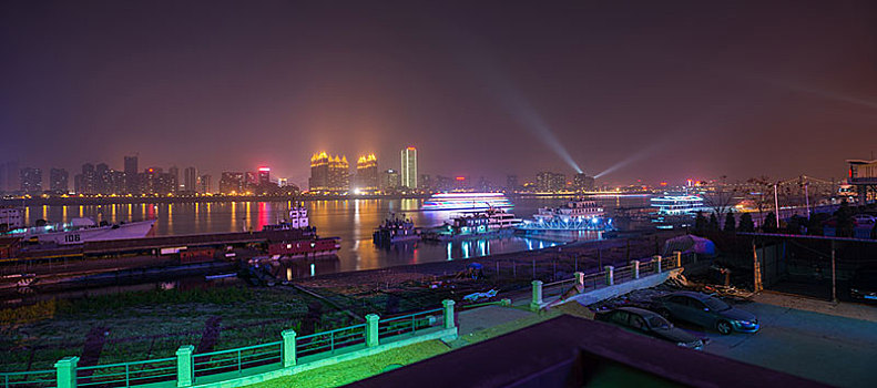 上海小時工多少錢一小時？揭秘上海小時工市場的真實價格