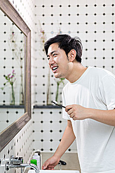 杭州保姆多少錢一個(gè)月？揭秘背后的行情與服務(wù)價(jià)值