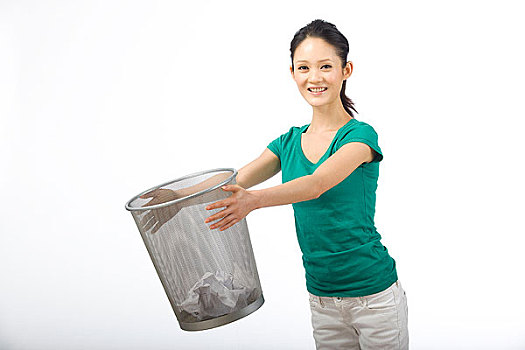 上海帶孩子保姆多少錢？了解價格背后的服務價值
