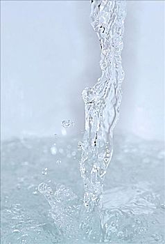 《我愛我的家鄉(xiāng)電影多少錢？——探尋電影背后的情感與文化》