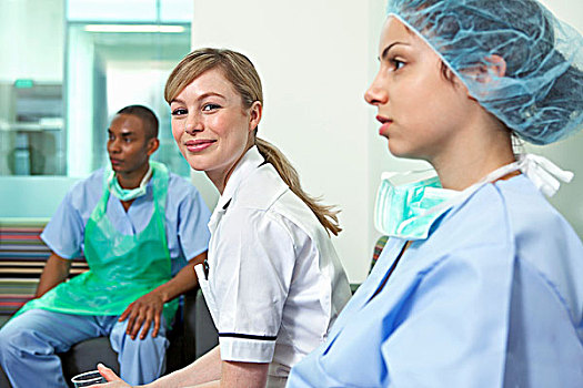 阿姨做衛(wèi)生一小時(shí)多少錢？讓你省心又省力的清潔服務(wù)