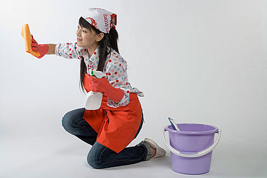 青浦區(qū)鐘點工保姆多少錢？專業(yè)服務(wù)解答讓您安心選擇
