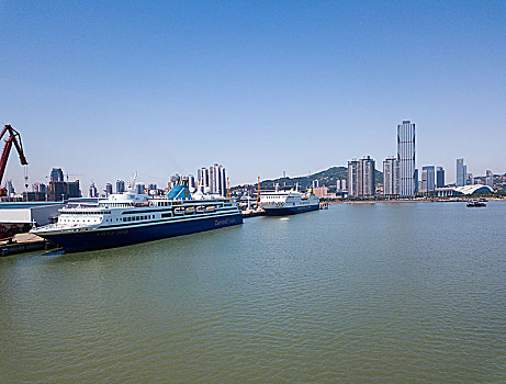 沐浴之王：揭秘電影制作成本與精彩背后的故事