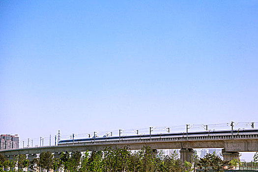 家政鐘點(diǎn)工多少1小時(shí)？專業(yè)家政服務(wù)價(jià)格揭秘，幫您省心省力