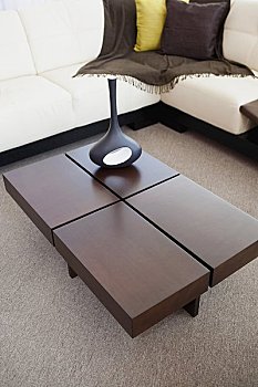 西安護(hù)工一天多少錢？選擇專業(yè)護(hù)工服務(wù)的優(yōu)勢與價(jià)格分析