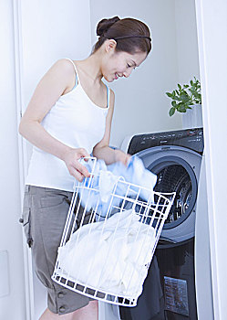 廈門家政服務(wù)的價(jià)格揭秘：如何選擇合適的家政服務(wù)？