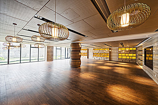 月嬰師培訓多少錢？讓你了解行業前景與職業發展