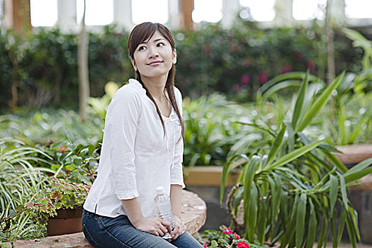 廣州保姆的工資是多少？了解廣州保姆行業現狀與薪資趨勢