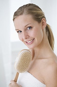 番禺保姆多少錢一個月？揭秘家庭保姆價格背后的真相