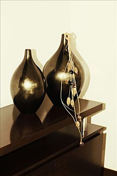 杭州護(hù)工多少錢(qián)一天？讓我們?yōu)槟议_(kāi)護(hù)理行業(yè)的真實(shí)面紗