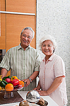 廣州住家保姆工資多少？揭秘背后的行業趨勢與薪酬水平