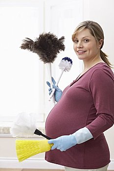 催乳師一個月多少錢？揭開月嫂行業的神秘面紗