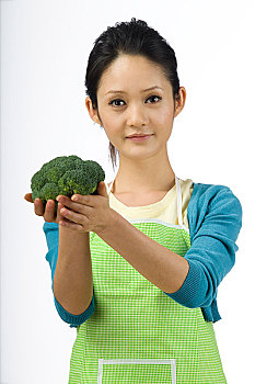 緬因貓一個月貓糧多少包？讓你的貓咪保持健康的秘密！