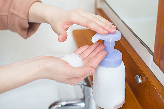 廈門熱水器清洗多少錢？讓你全面了解清洗熱水器的成本與價值