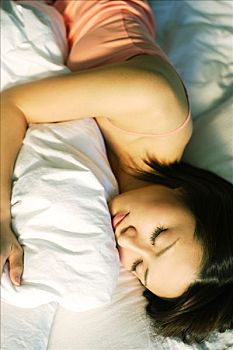 請個做飯保姆多少錢？讓我們幫您解答生活中的小煩惱