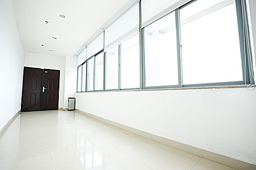 上海月兒嫂工資是多少？了解月嫂行業薪資現狀與發展趨勢