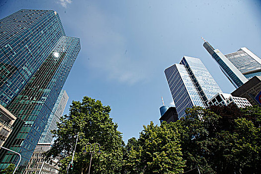 徐州不住家保姆多少錢？了解徐州保姆市場，幫你選擇最合適的服務！