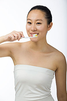 濟(jì)南請(qǐng)保姆多少錢(qián)？讓您輕松選擇合適的保姆服務(wù)