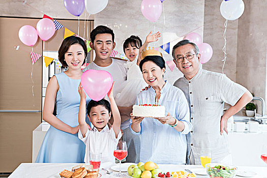 做家政多少錢一個(gè)小時(shí)？揭秘家政服務(wù)行業(yè)的真實(shí)收費(fèi)標(biāo)準(zhǔn)！