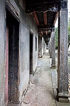 廣州不住家保姆多少錢？了解廣州家庭保姆市場價格與服務詳情