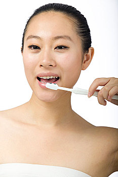 深圳羅湖保姆工資多少？揭示高薪背后的真相