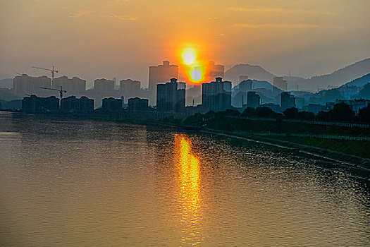 寧波保姆介紹所多少家？揭秘寧波保姆服務市場現狀與選擇指南
