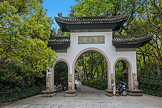 武漢的保姆公司數(shù)量與市場(chǎng)發(fā)展趨勢(shì)