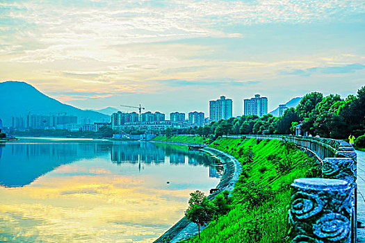 北京豐臺(tái)小時(shí)工多少錢(qián)？讓你輕松掌握市場(chǎng)行情與選擇訣竅