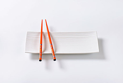 奢侈品保養(yǎng)價(jià)格是多少？讓你輕松擁有如新狀態(tài)的奢華體驗(yàn)