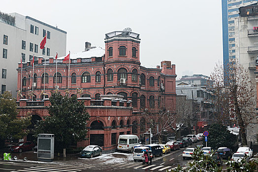 北京保姆月嫂工資大揭秘：了解市場行情，給家庭更好的選擇