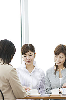 南充家政服務一般多少錢？全面解析家政服務價格，幫你省錢又省心！