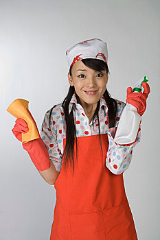鐘點(diǎn)工價(jià)格多少？讓您輕松了解鐘點(diǎn)工服務(wù)的真實(shí)費(fèi)用